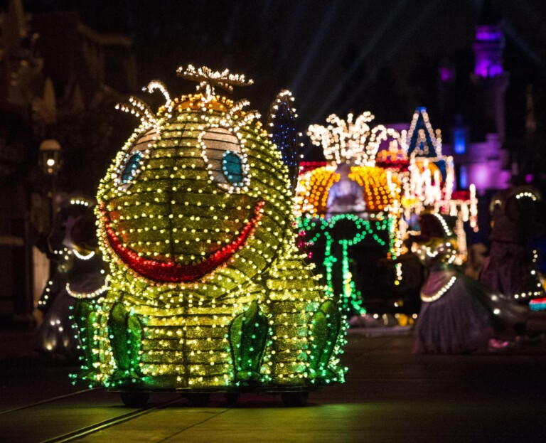 Disneyland Main Street Electrical Parade Extended by Popular Demand!