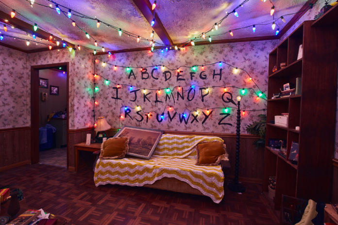 1_First Look Inside Stranger Things maze at HHN 2018