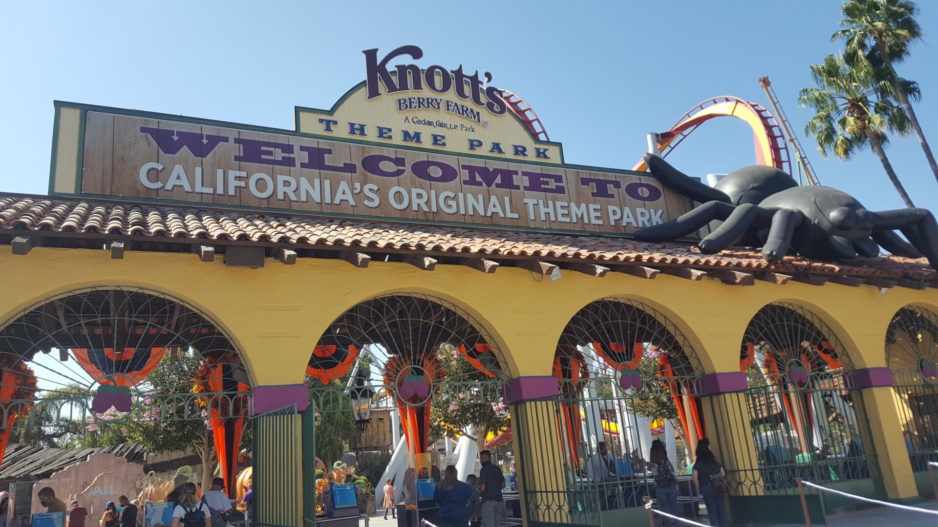 Sold-Out Knott's Taste of Fall-O-Ween 2020 is Impressive - Socalthrills.com