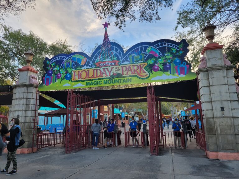Six Flags Magic Mountain “Holiday in the Park” 2021 Review