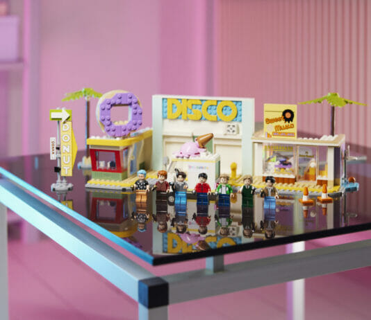 LEGO
