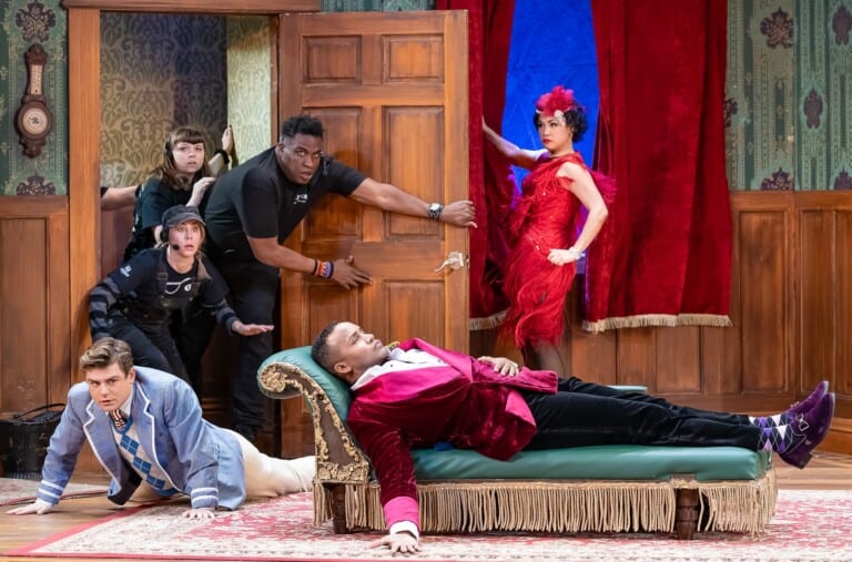 Theatre Review: The Play That Goes Wrong
