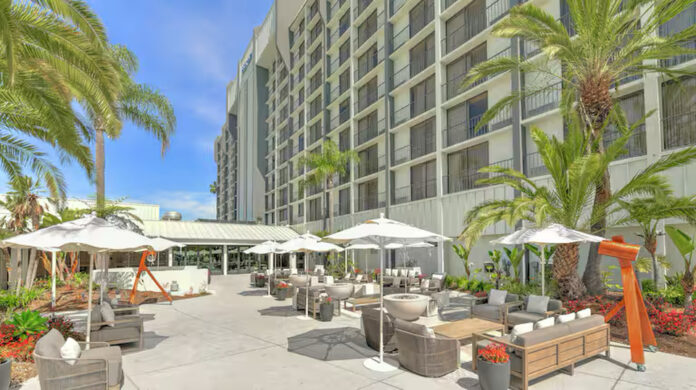 hilton irvine