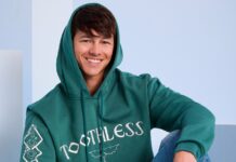 M HOODIE SOCKS