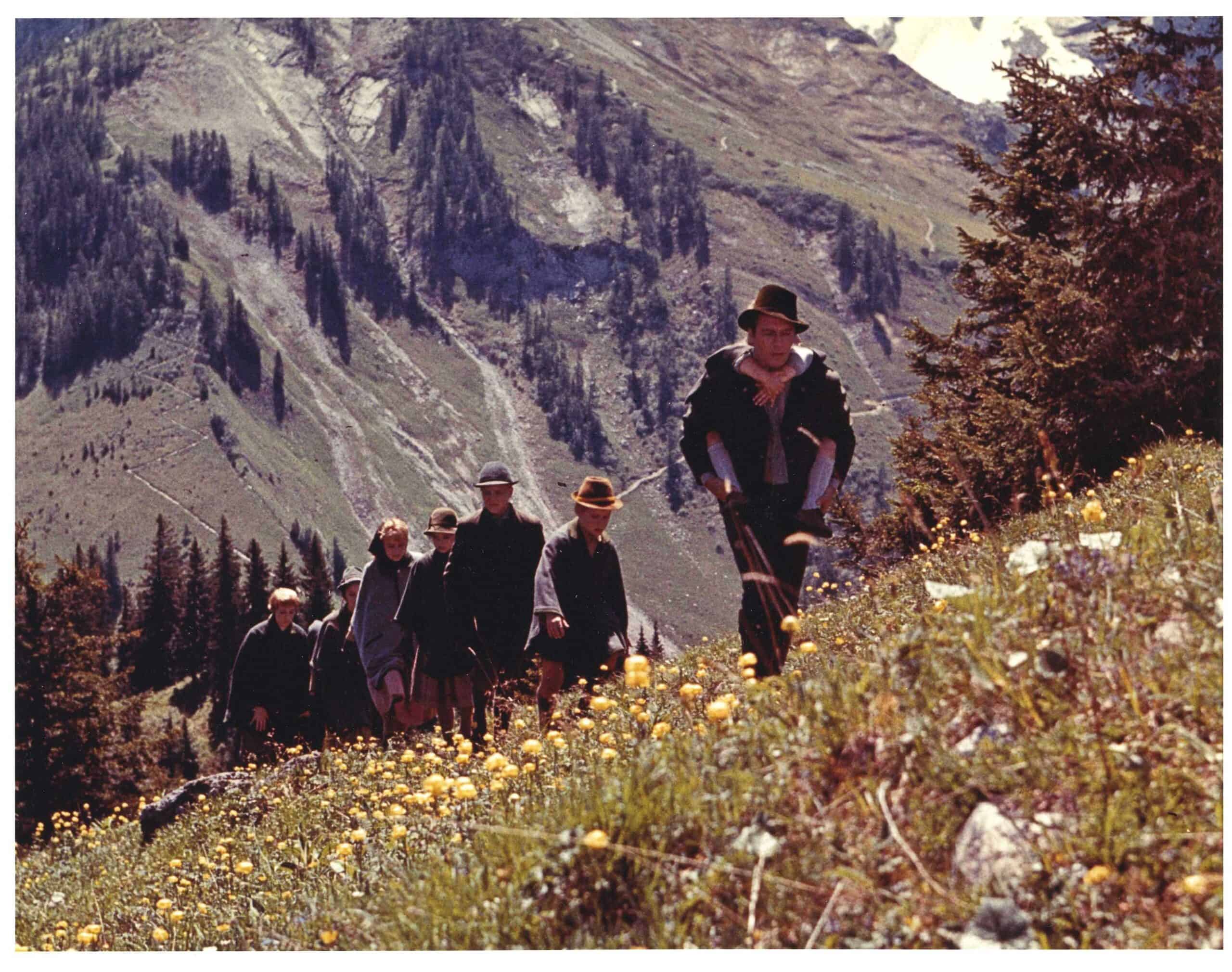 SoundOfMusic FamilyOverAlps jpg
