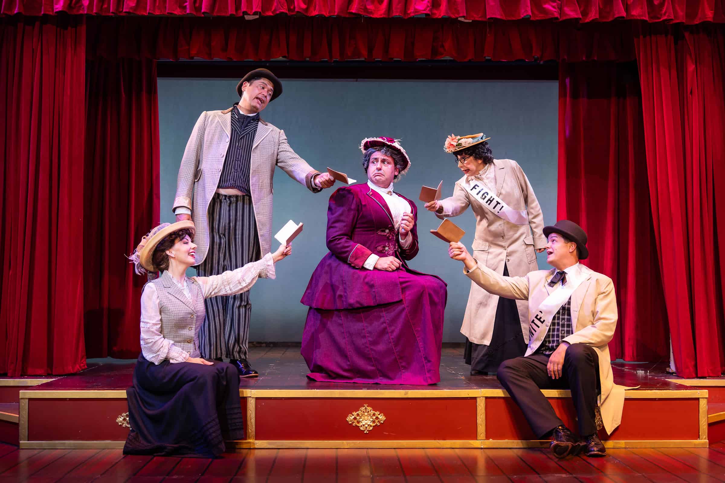 A GENTLEMAN’S GUIDE TO LOVE AND MURDER Laguna Playhouse