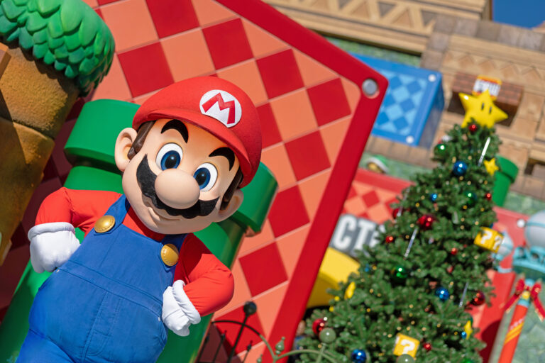 Universal Studios Hollywood Holidays Begins Nov 24