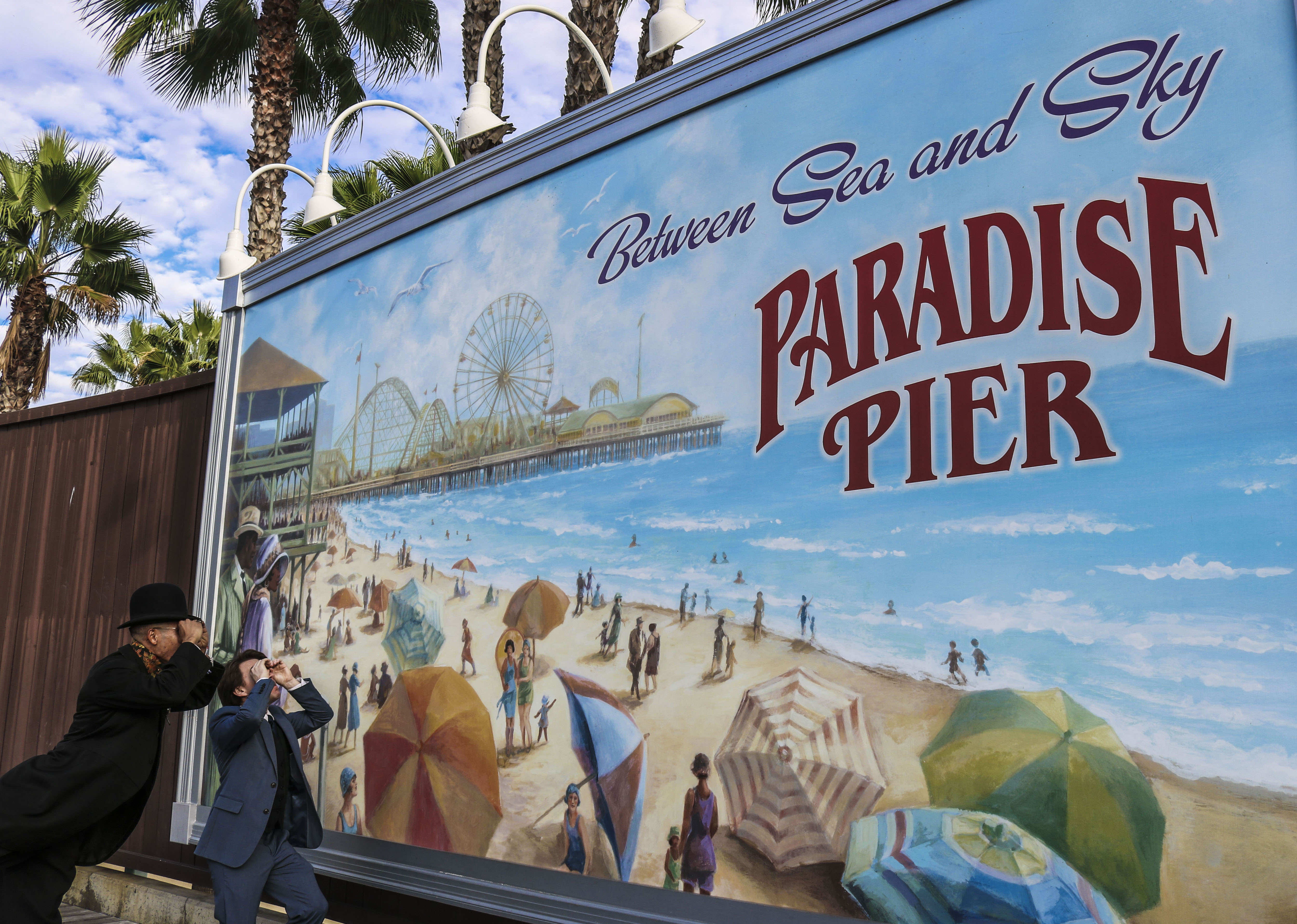 Good friends are made at Dapper Day. Make sure to keep an "eye" out.