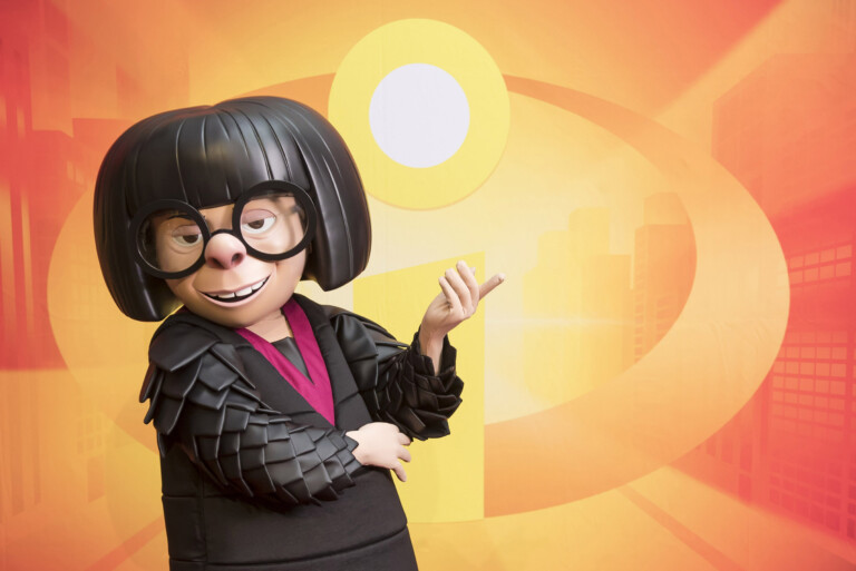 Edna Mode Making Incredible Visit to Disney Parks This Summer
