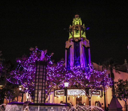 Carthay shines with the new decorative lights.