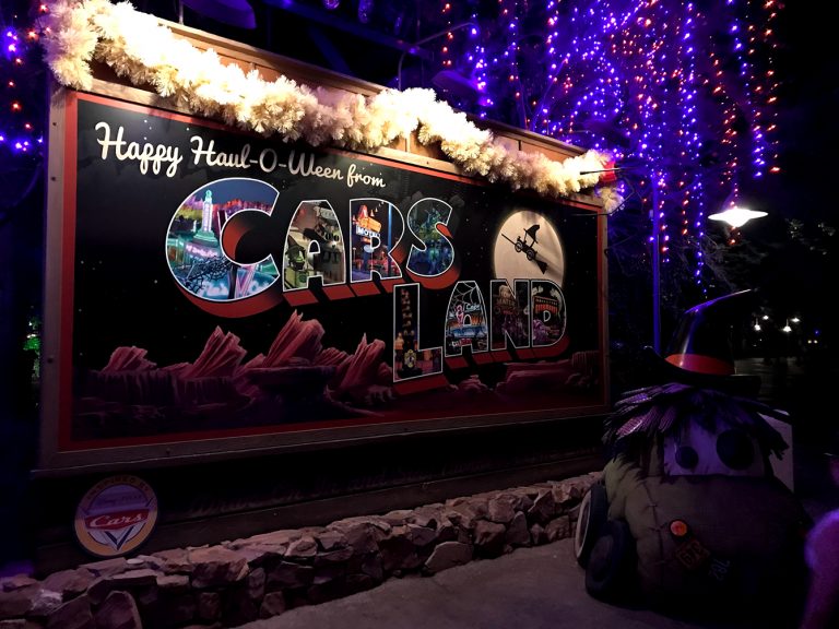 The Disney Diaries: Disneyland Halloween Spooktacular