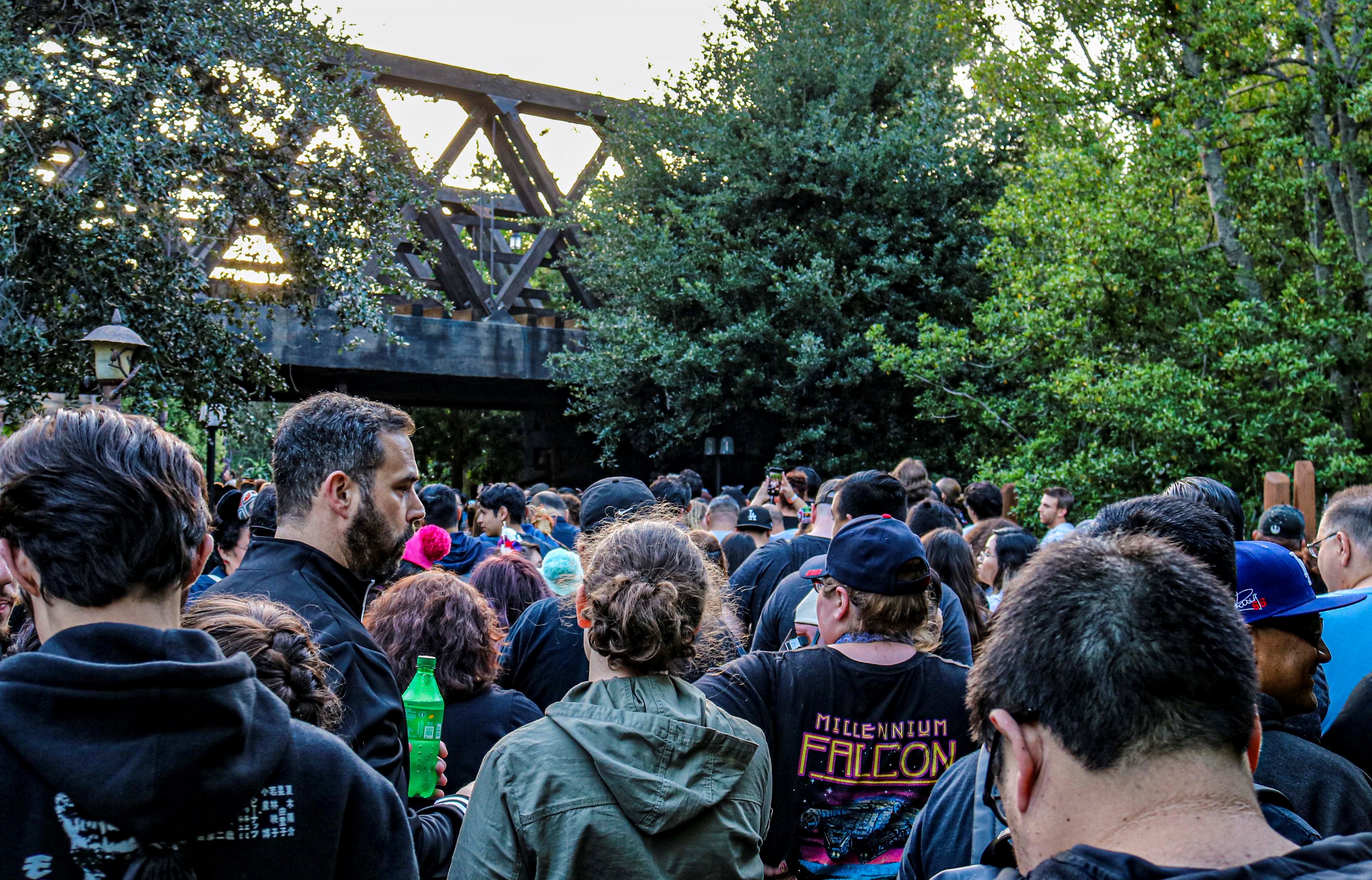 The 8PM crowd anxiously waiting to enter by Hungry Bear Restaurant.