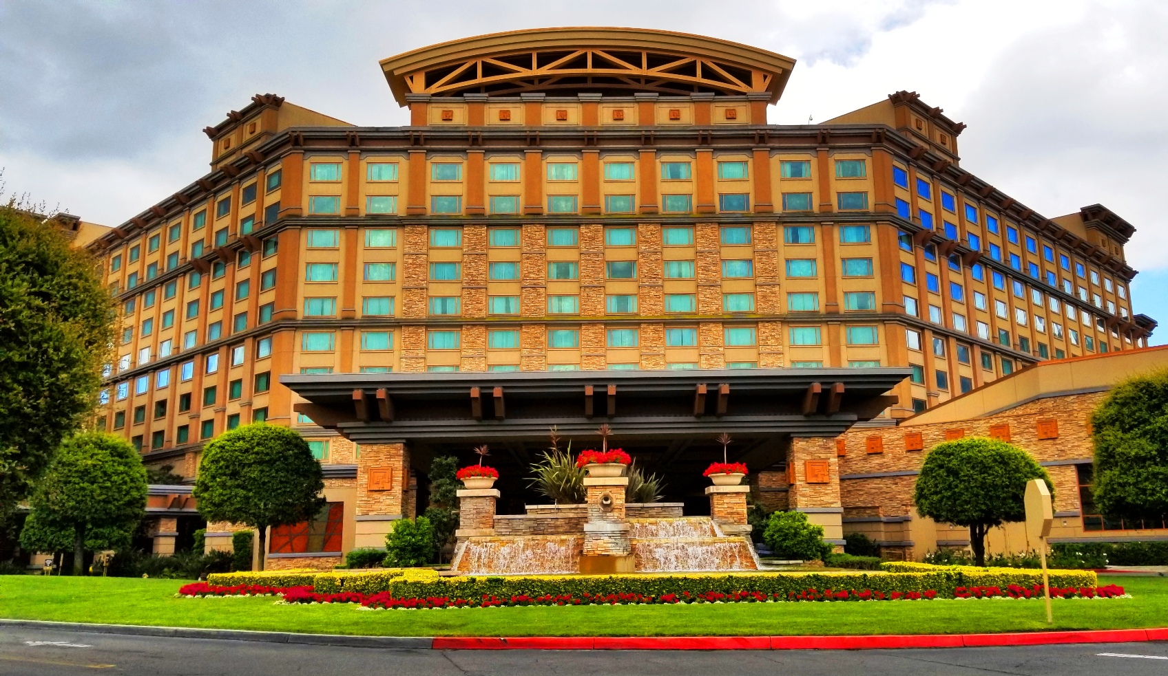 pala casino spa resort reservation information