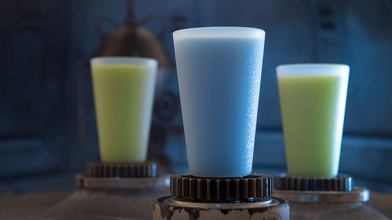 Choose between Blue and Green Milk on your next visit to Star Wars: Galaxy's Edge!